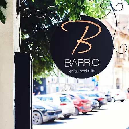 Barrio ゲストハウス